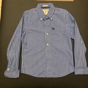 Abercrombie boys dress shirt size M